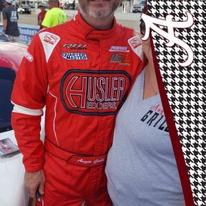 Meet your Posher, Pamelia